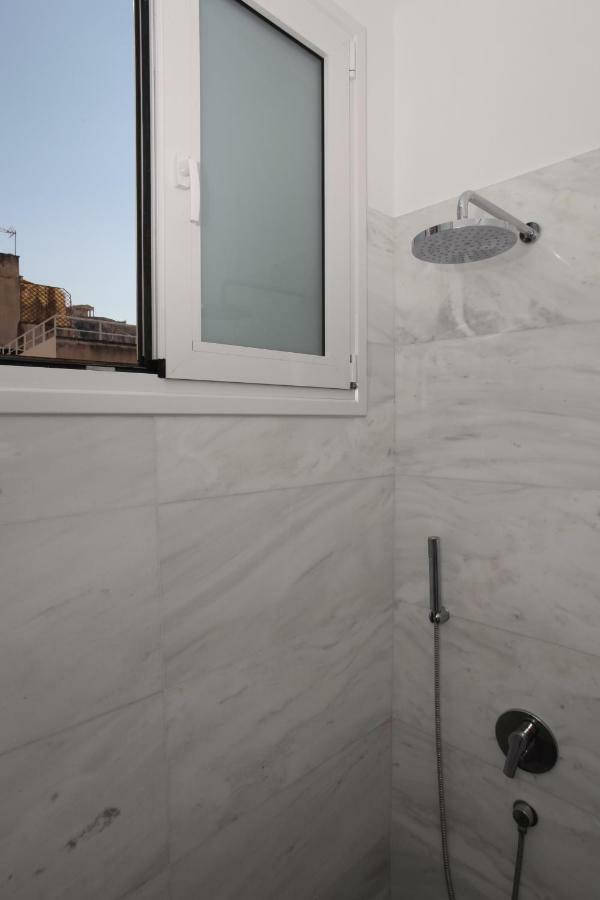 Plaka Two-Storey Penhouse With Acropolis Views Pl6 Athena Bagian luar foto